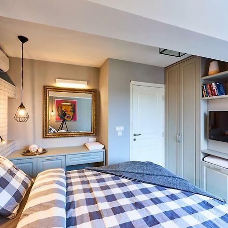 Stylish And High-End Designer Apartments In City Center Sófia Exterior foto