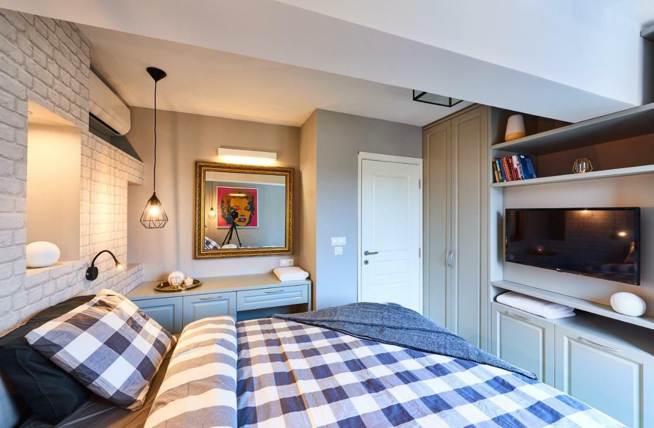 Stylish And High-End Designer Apartments In City Center Sófia Exterior foto